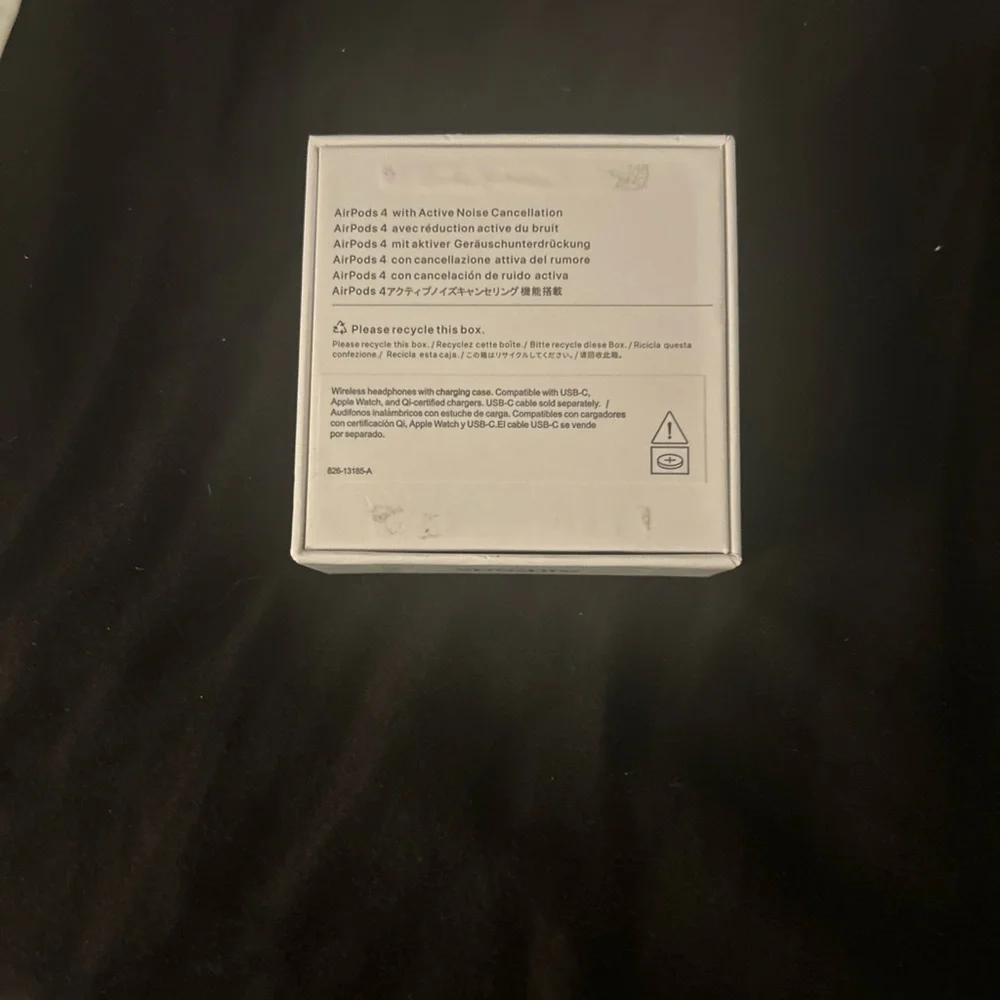 Apple AirPods Pro Box
